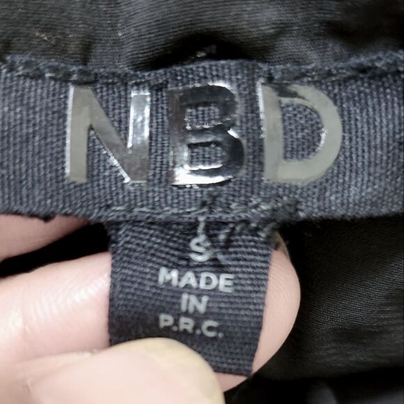 NBD x Revolve Sequin Halter Style Midi Dress Gold Size S NWT - Picture 8 of 11